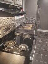 Building Photo - 8040 S Evans Ave