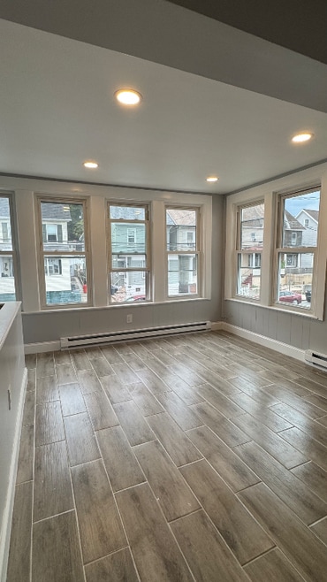 Building Photo - 137-139 E High St