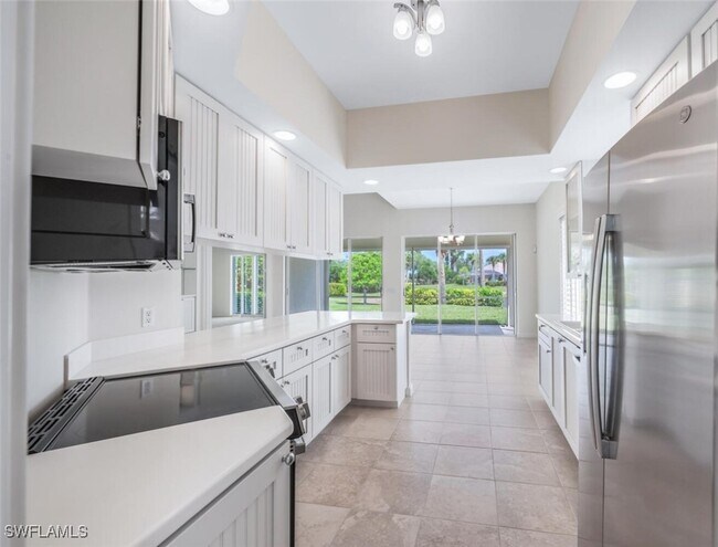 Building Photo - 8511 Alessandria Ct