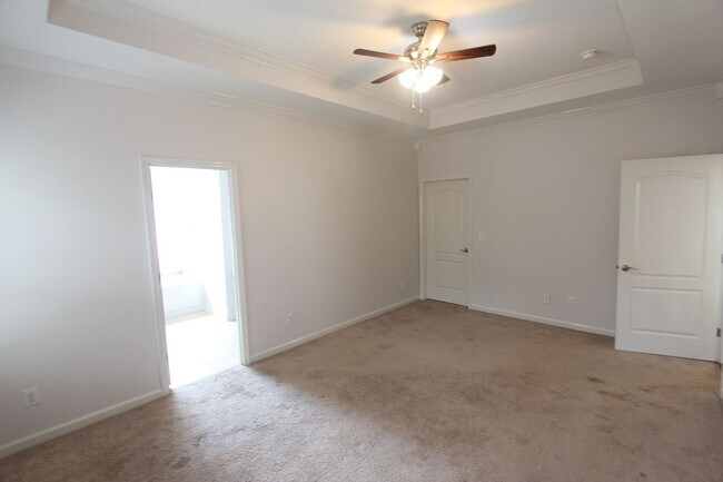 Building Photo - Homewood Area - Oxmoor Glen - Minutes to Downtown & UAB