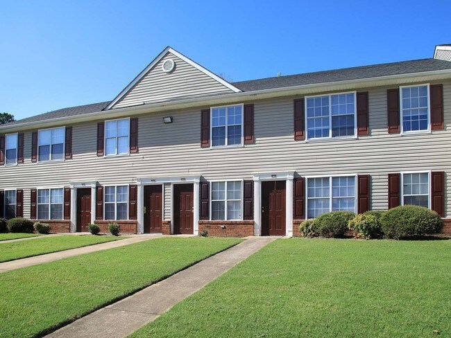 Primary Photo - Sunchase Apartments