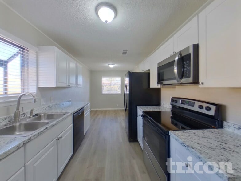 Building Photo - 6963 Downey Ct