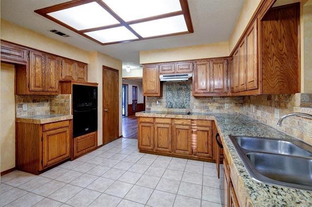 Building Photo - 3408 Horseshoe Dr