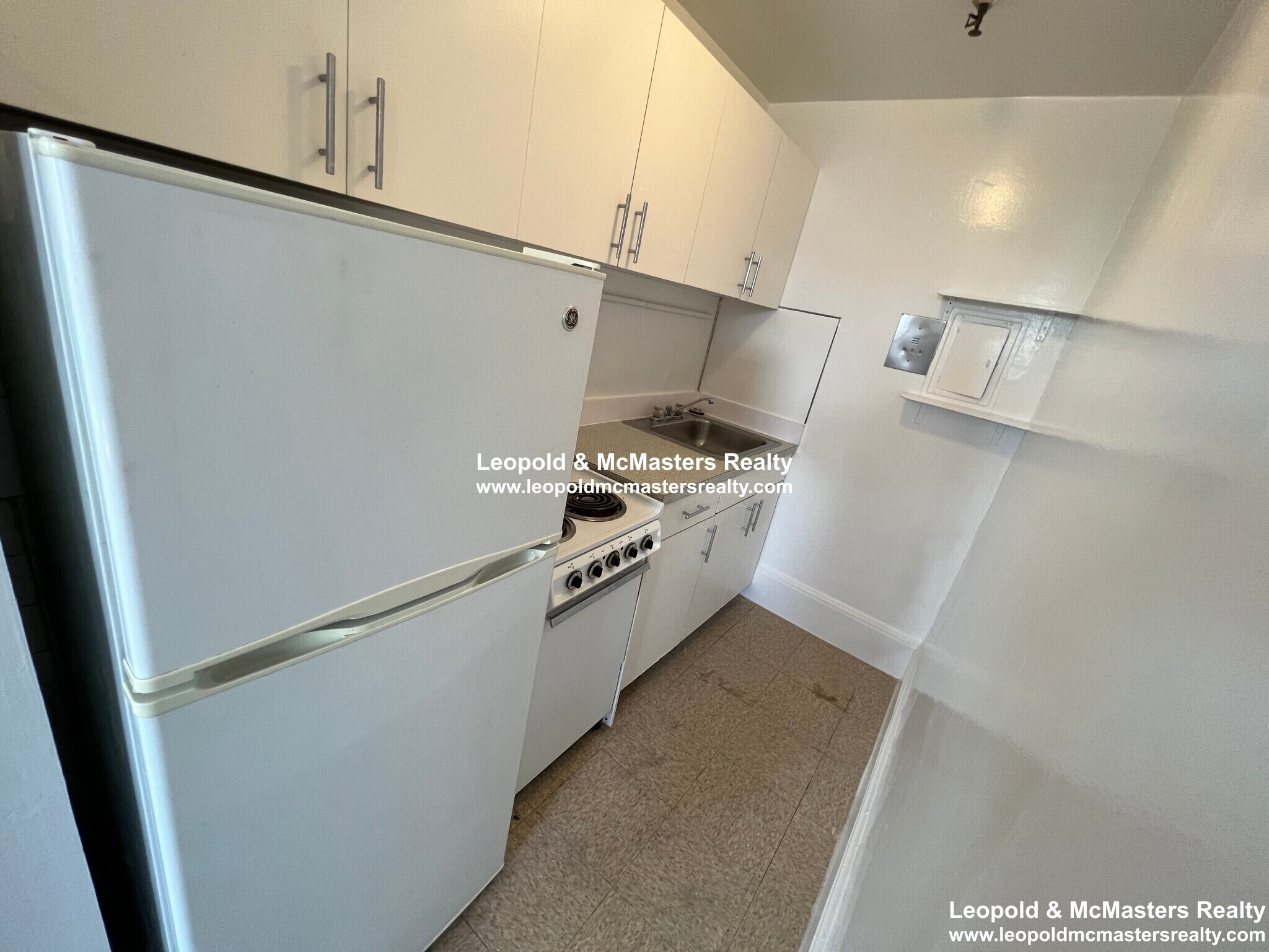 Building Photo - 24 Mt Vernon St