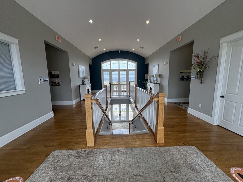 Building Photo - 1613 Muscovy Way