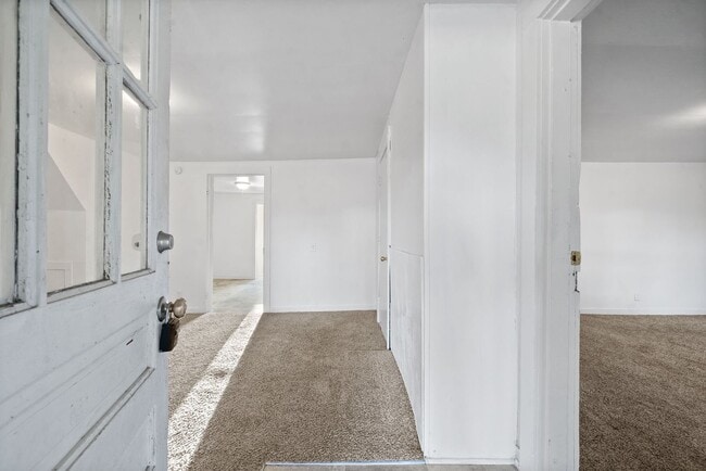 Building Photo - 1124 Palmyra Rd