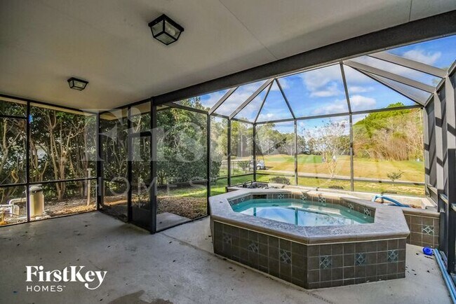 Building Photo - 10785 Las Colinas Way
