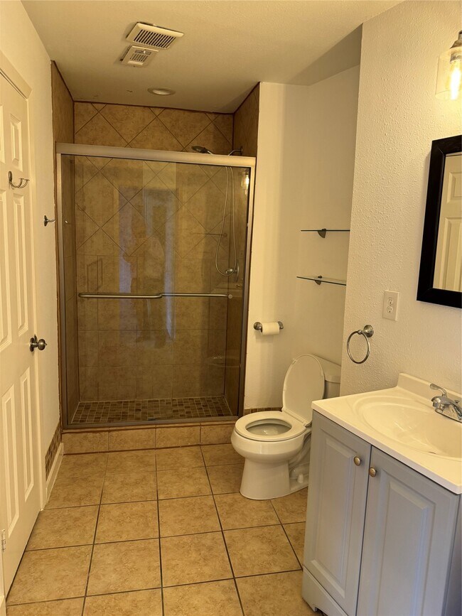 Building Photo - 6944 Burgess St