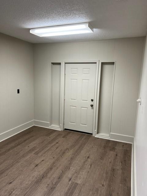 Building Photo - 5801 Creel Rd