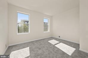 Building Photo - 418 E 21st St