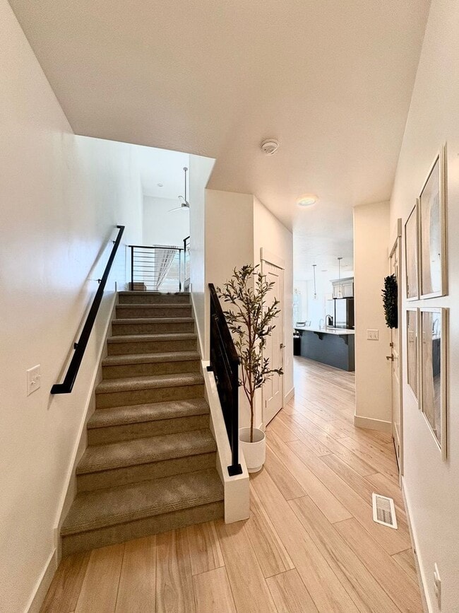 Building Photo - 1754 N Blaze Ln