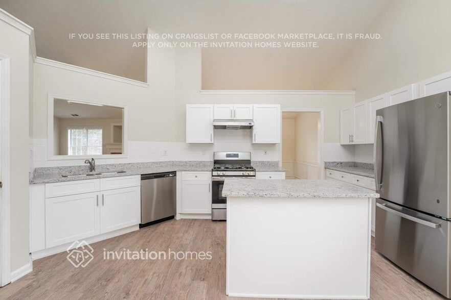 Building Photo - 1429 Fall River Dr