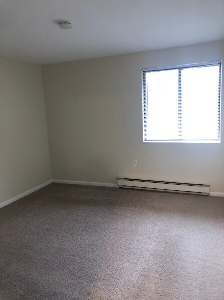 bedroom - 64 Watertree Dr