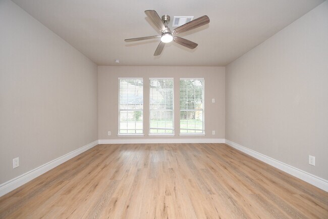 Building Photo - 1526 Barraud Ct