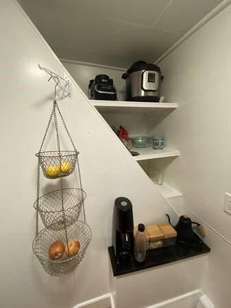 Building Photo - 16 Claremon St