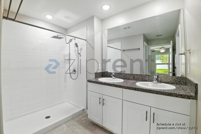 Building Photo - 10382 Blue Plume Ct