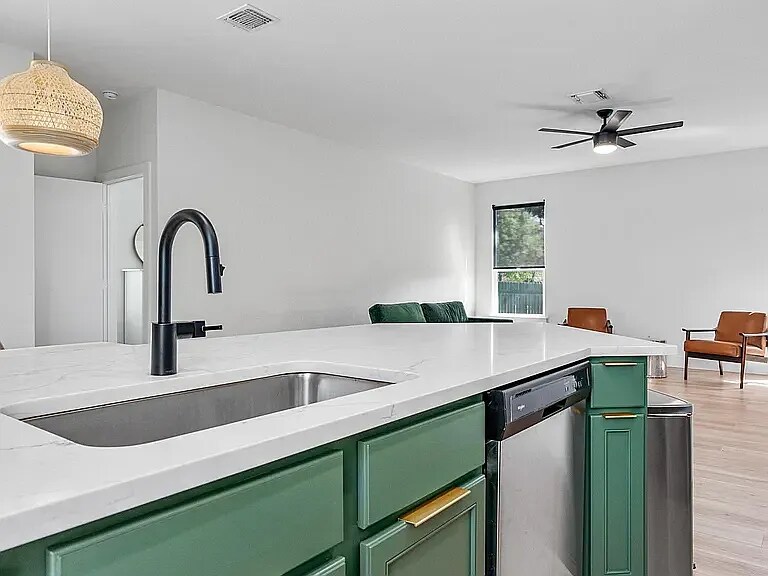 Building Photo - 9228 Lonesome Oak Drive