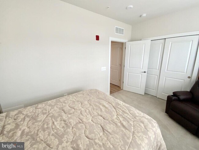 Building Photo - 106 St Ives Pl
