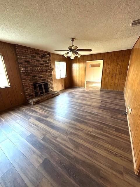 Building Photo - 26210 Columbia St