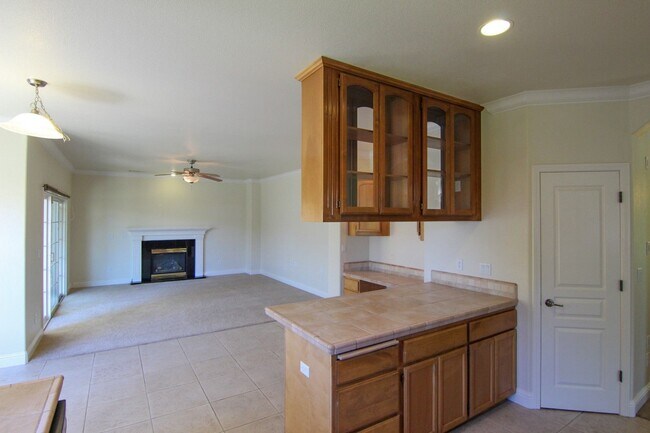 Building Photo - 4 Bedroom Mary Lake Home on Cul-De-Sac