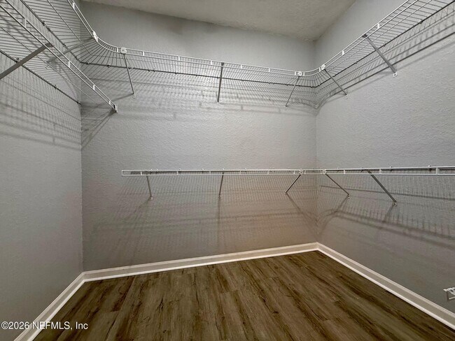 Building Photo - 8539 Gate Pkwy W