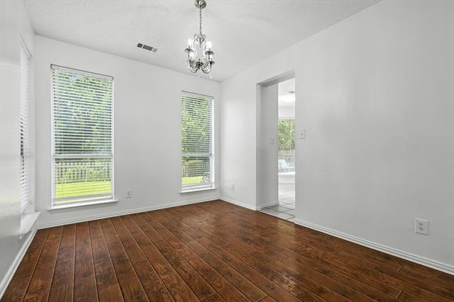 Building Photo - 1717 Newton Dr