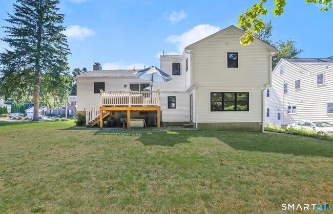 Building Photo - 118 Brooklawn Terrace