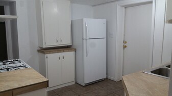 Building Photo - 992 S 500 W, Downstairs B