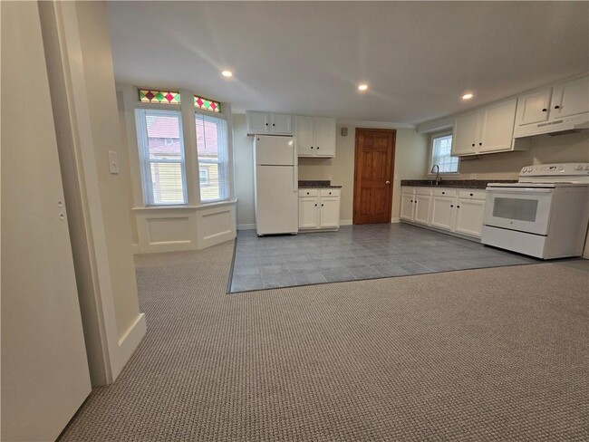 Building Photo - 354 Old Boston Neck Rd