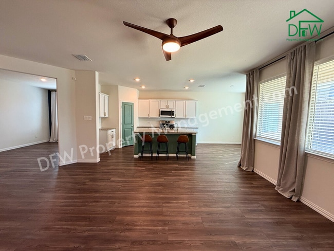 Building Photo - Spacious 4-Bedroom Home for Lease in Princeton!