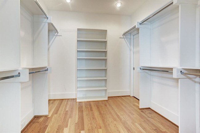 Building Photo - 1816 Arbor St