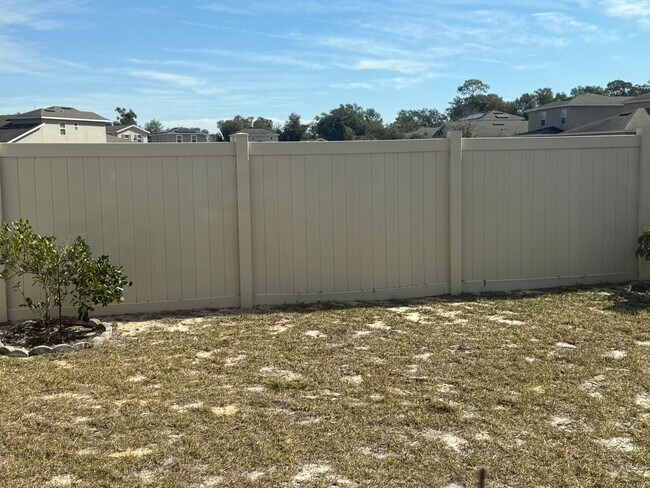 Building Photo - Stunning 2 story home in Ocoee