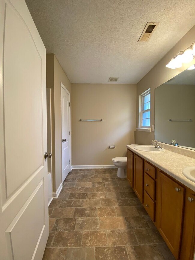 Building Photo - Available For Immediate Move-In!