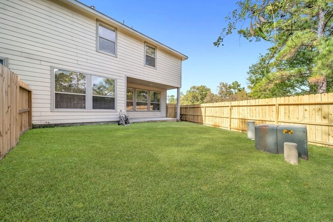 Building Photo - 30 Baccara Pl