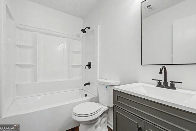 Building Photo - 608 S Jeff Davis Dr