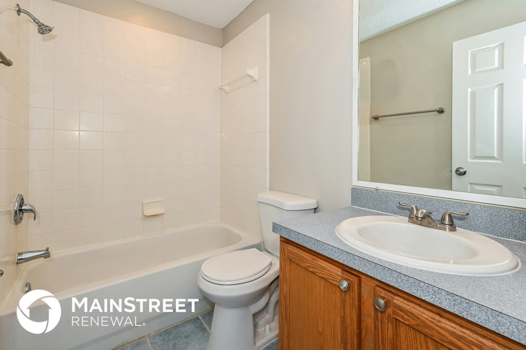 Building Photo - 2975 Brougham