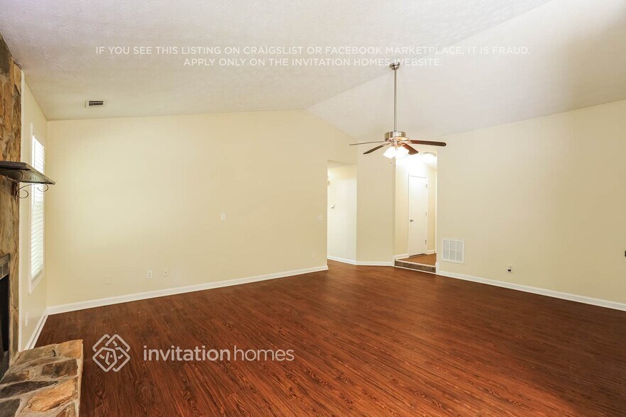 Building Photo - 1213 Trout Dr