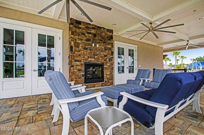 Building Photo - 149 Silver Myrtle Ct
