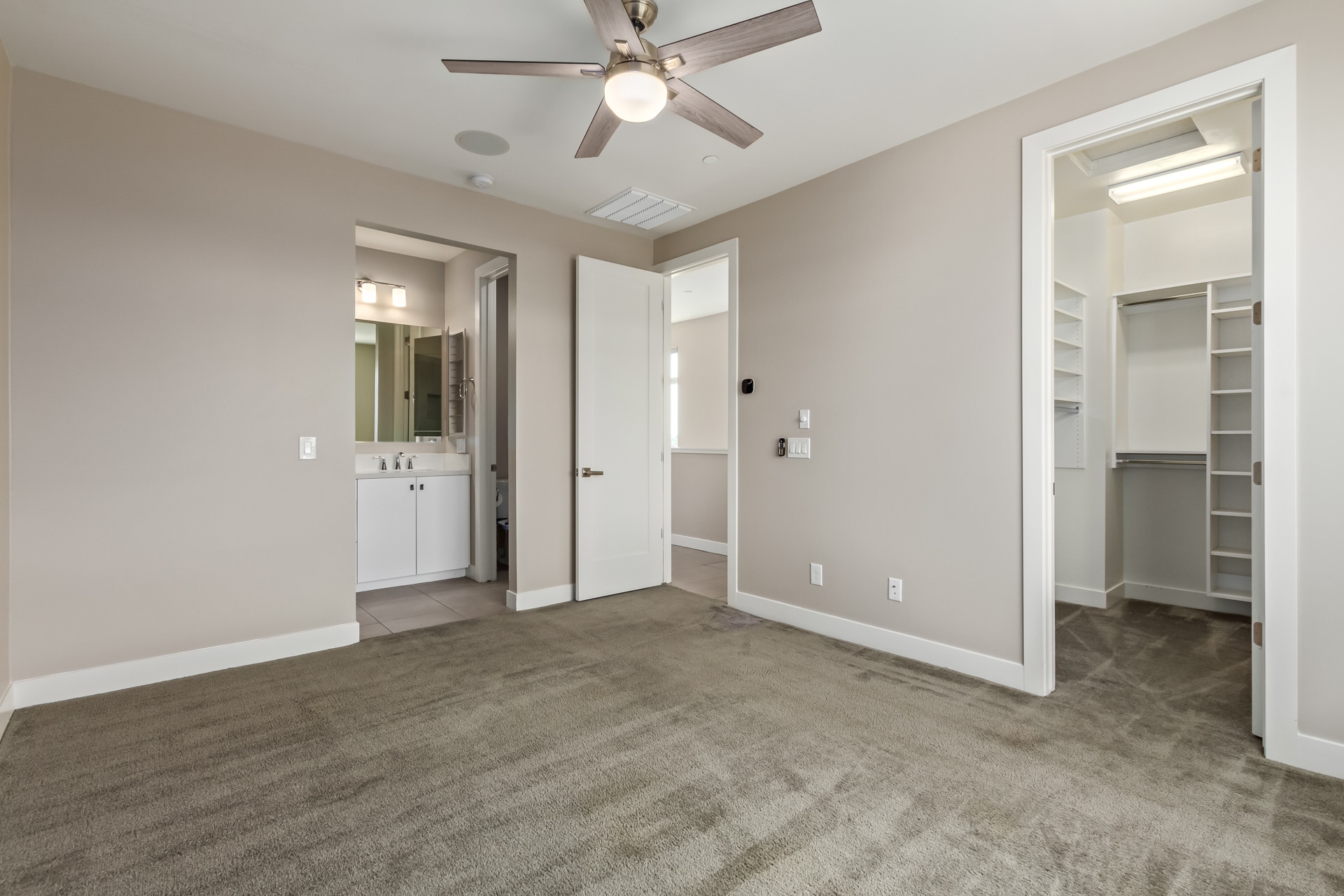 Building Photo - 3104 N 71st St