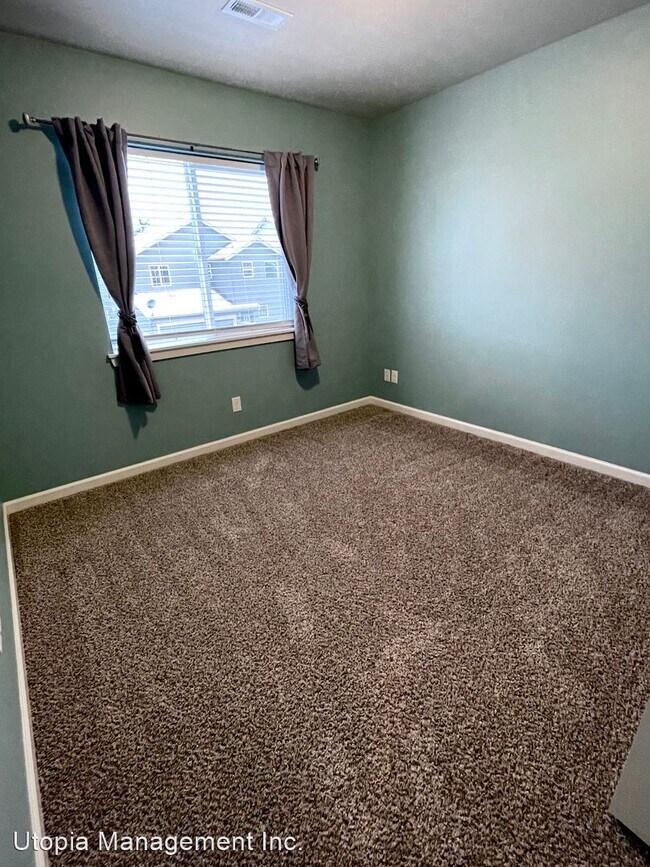 Building Photo - 3 br, 2.5 bath House - 353 Holland Ave.