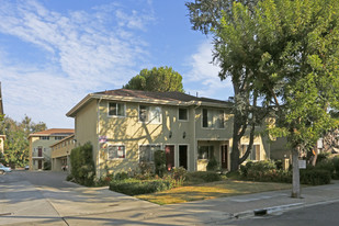 Building Photo - Glen Eyrie Apartments