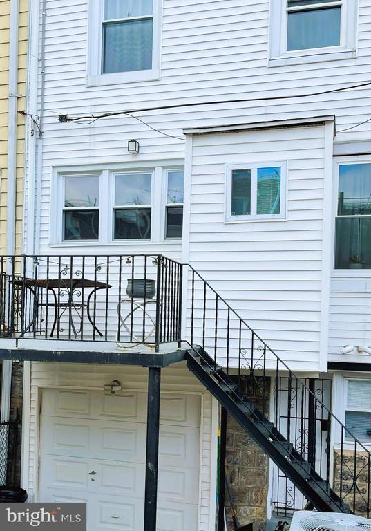 Building Photo - 5632 Gainor Rd