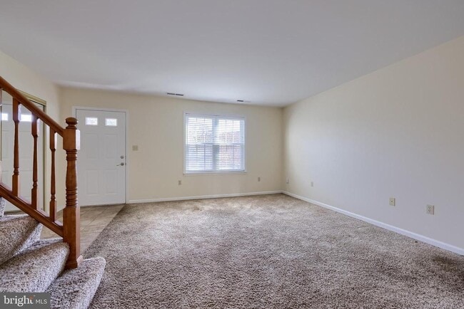 Building Photo - 1902 Pin Oak Dr