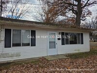 Building Photo - 995 Caddo Ave