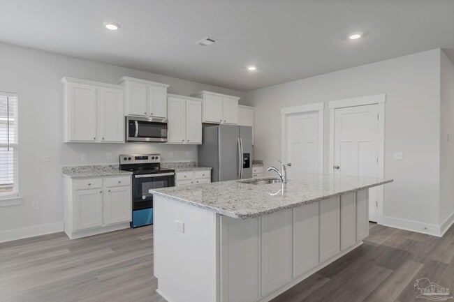 Building Photo - 6616 Forest Bay Ave