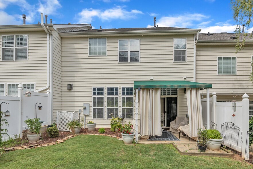 Building Photo - 12227 Orchardgrass Ln