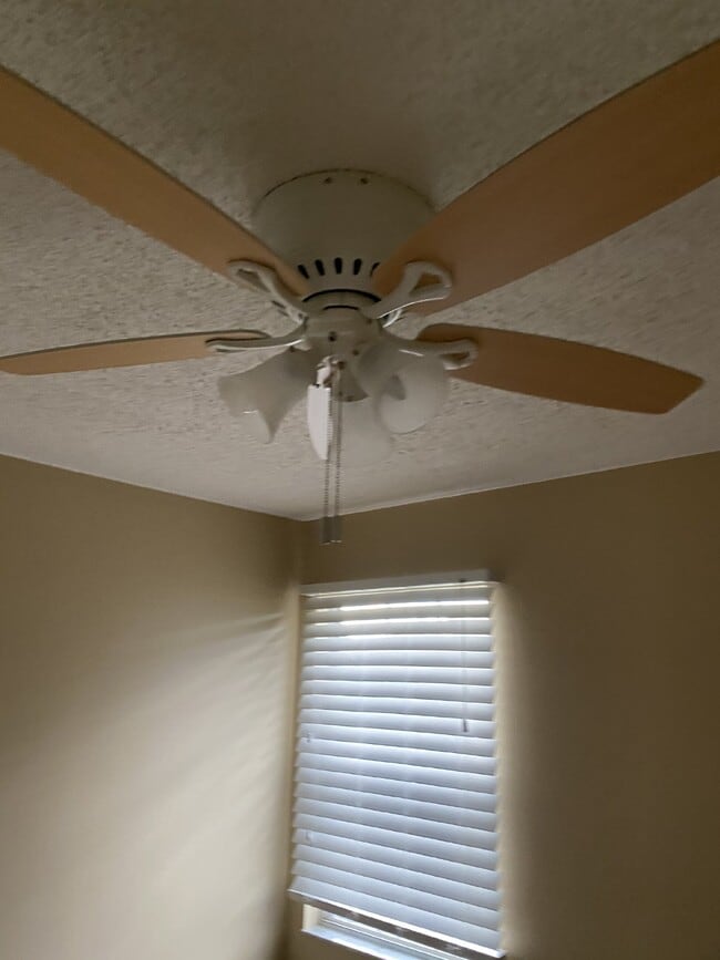 Building Photo - FOR RENT: Renovated 3BR / 2BA Two-Story Home Minutes from Regency