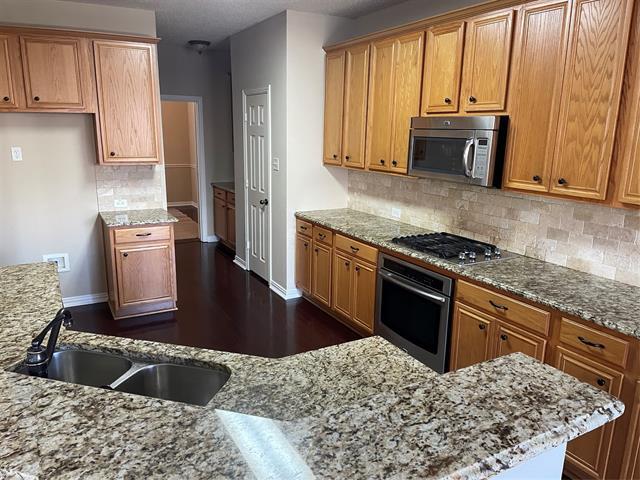 Building Photo - 8272 Beartooth Dr