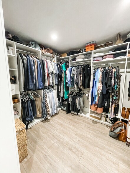 Master Closet size of a bedroom! - 303 Woodland Shores Rd
