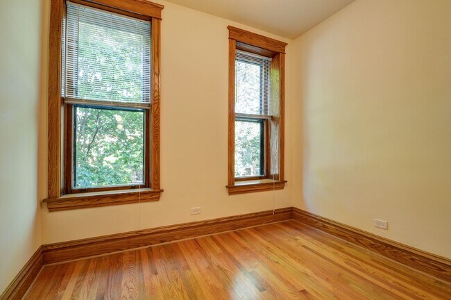 Building Photo - 3724 N Fremont St